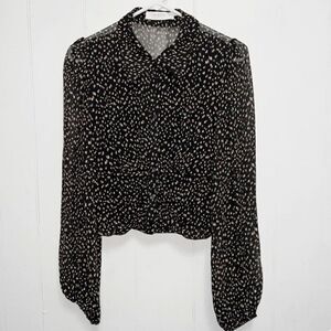 ASTR The Label Geo Print Button Down, Cropped, Ruched Mid Section, Size XL NWT